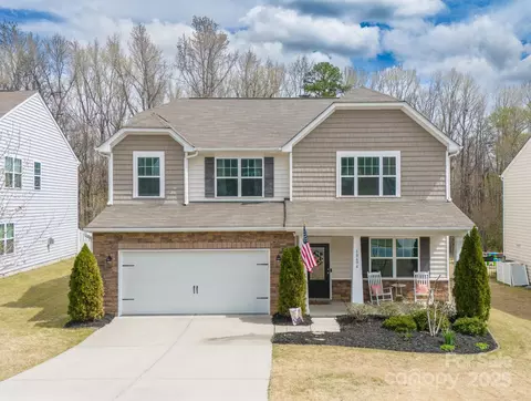 10694 Sapphire Trl, Davidson, NC 28036