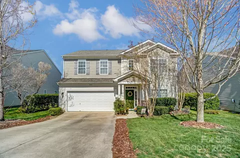 10421 Dominion Village Dr, Charlotte, NC 28269
