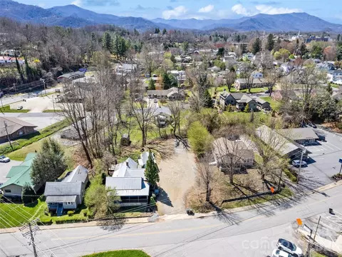 Walnut Street, Waynesville, NC 28786