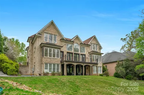 4300 Old Course Dr, Charlotte, NC 28277