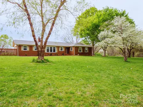3452 Flat Creek Rd, Lancaster, SC 29720 photo 3