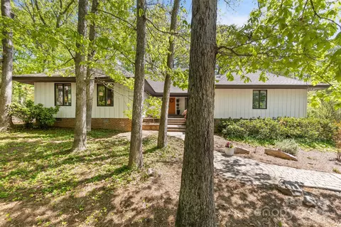 21 Hollyberry Woods Woods, Lake Wylie, SC 29710