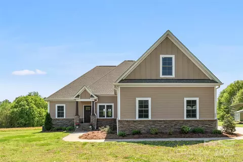 244 Alexis Lucia Rd, Alexis, NC 28006