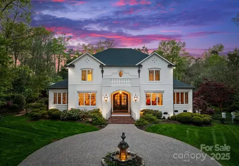 200 Highland Forest Dr, Charlotte, NC 28270