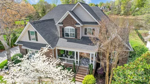 4715 Amberside Dr, Rock Hill, SC 29732