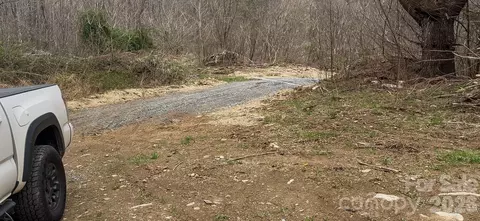902 Spillcorn Rd, Marshall, NC 28753 photo 3