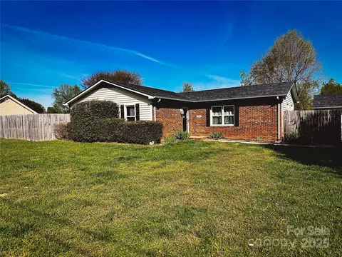 2906 Montford Nw Ave NW, Concord, NC 28027