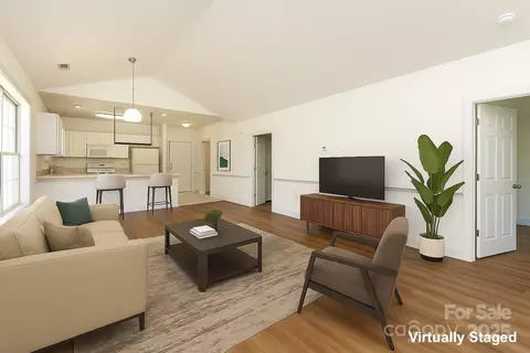 9287 Meadow Vista Rd, Charlotte, NC 28213