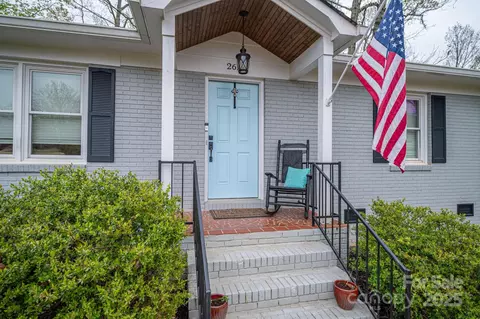 2617 Brookwood Rd, Lincolnton, NC 28092