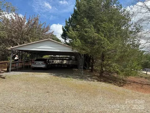 373 Chimney Rock Rd, Mill Spring, NC 28756 photo 2