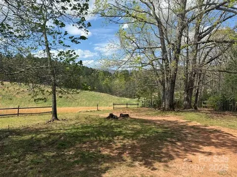 373 Chimney Rock Rd, Mill Spring, NC 28756 photo 6