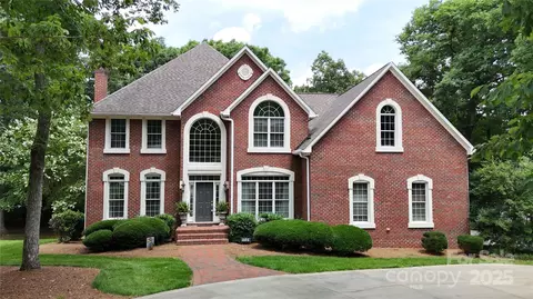 101 Saddletree Rd, Lincolnton, NC 28092
