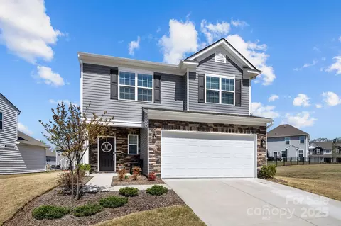 15122 Lake Ridge Rd, Charlotte, NC 28278