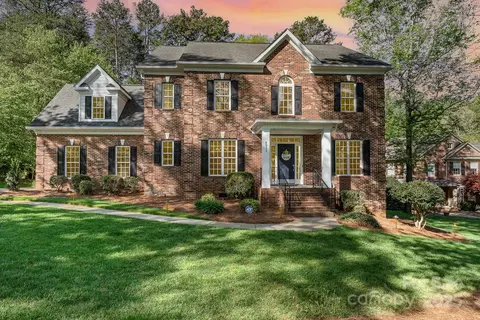4511 Morning Dove Ct, Denver, NC 28037