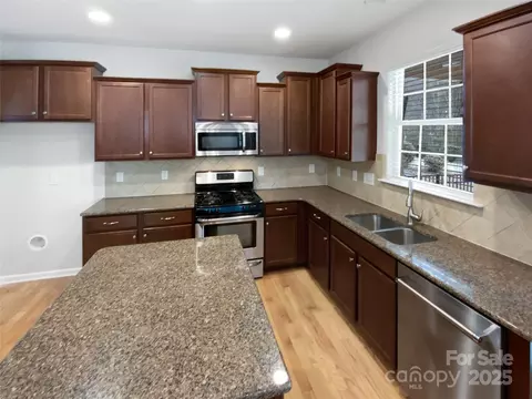 Kitchen - 78162 Rillstone Dr, Lancaster, SC 29720 photo 1 of 2
