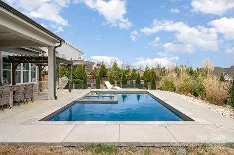 2332 Paddlers Cove Dr, Clover, SC 29710