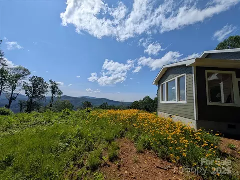 261 Nicholas Knoll Rd, Bakersville, NC 28705