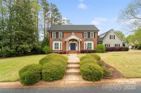 1736 Cavendale Dr, Rock Hill, SC 29732