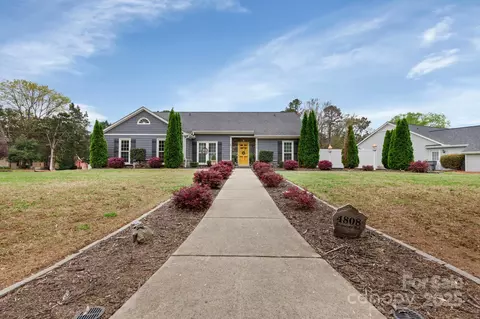 4808 Truscott Rd, Charlotte, NC 28226