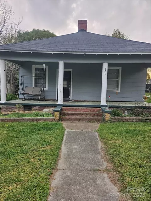 109 Crescent Ave, Gastonia, NC 28054