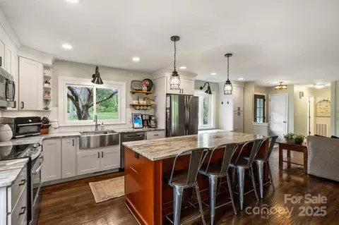 9025 Shields Dr, Huntersville, NC 28078