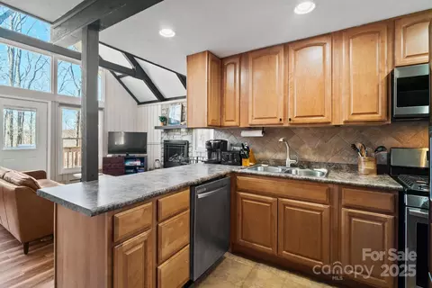 721 Pine Ridge Rd, Beech Mountain, NC 28604 photo 7