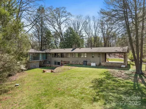 123 Fox Covert Ln, Tryon, NC 28782 photo 3