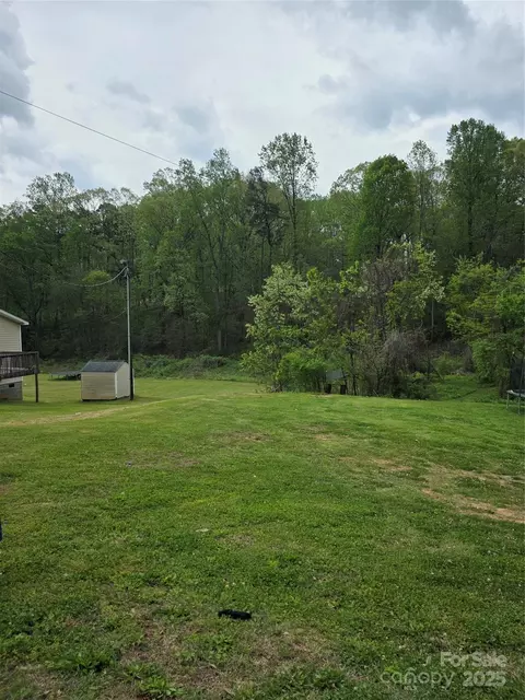 1422 Johnston St, Gastonia, NC 28054