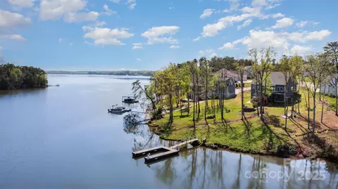 19650 Harbor Watch Ct, Lancaster, SC 29720