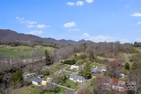 View/Area - 87 Sellers Rd, Clyde, NC 28721 photo 2 of 2