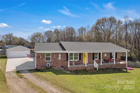 109 Connor Ct, Kings Mountain, NC 28086