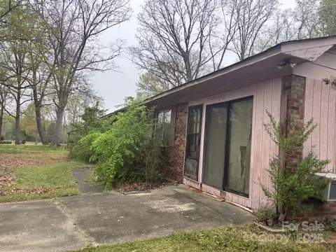 307 Brook St, Salisbury, NC 28146 photo 4