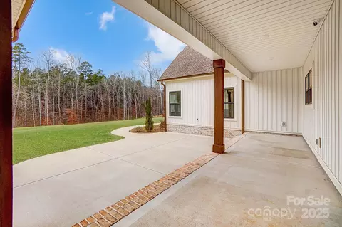 Exterior - 317 Boyd Rd, Clover, SC 29710 photo 5 of 6