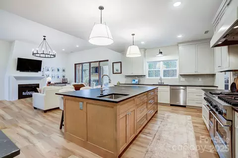 Kitchen - 317 Boyd Rd, Clover, SC 29710 photo 2 of 6