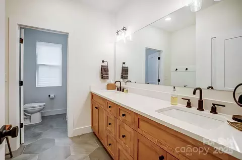 Bath - 317 Boyd Rd, Clover, SC 29710 photo 6 of 7