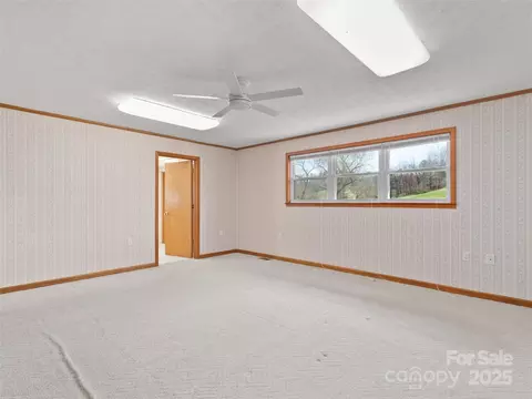 149 Sunny Hill Ln, Clyde, NC 28721 photo 31