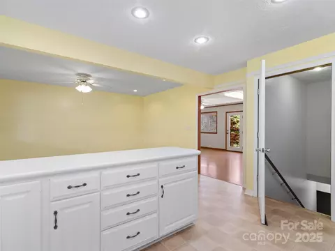 149 Sunny Hill Ln, Clyde, NC 28721 photo 8