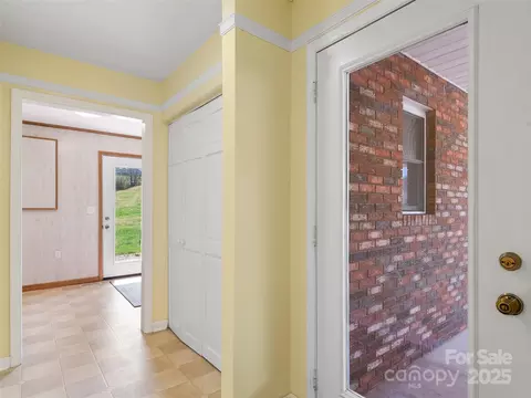 149 Sunny Hill Ln, Clyde, NC 28721 photo 11