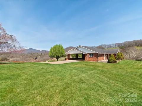 149 Sunny Hill Ln, Clyde, NC 28721 photo 45
