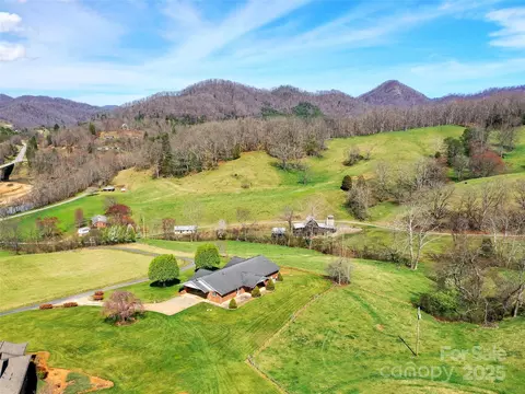 149 Sunny Hill Ln, Clyde, NC 28721 photo 46