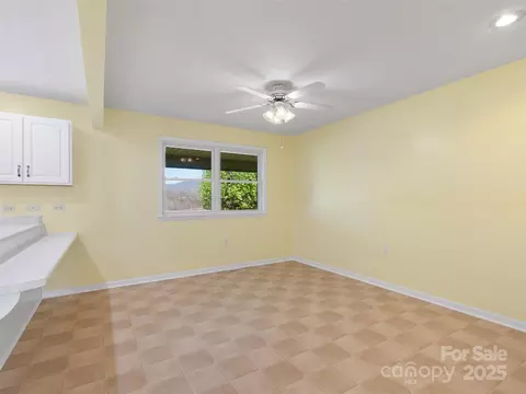 149 Sunny Hill Ln, Clyde, NC 28721 photo 6