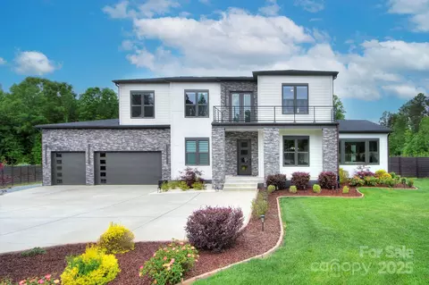 7005 W Duncan Rd, Indian Trail, NC 28079