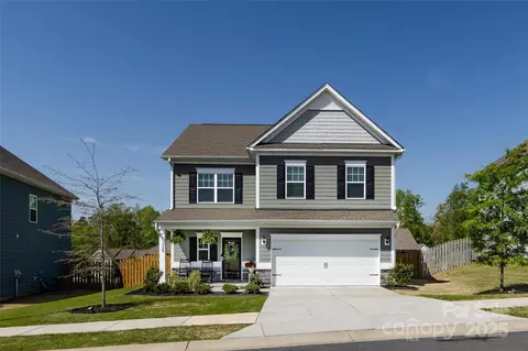 325 Crandon Rd, Mount Holly, NC 28120
