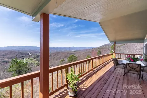 727 Chinquapin Mountain Rd, Franklin, NC 28734
