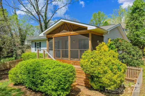 124 Joyner Ave, Asheville, NC 28806