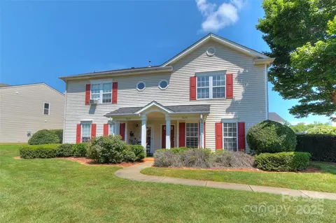 3835 Mohawk Ct, Charlotte, NC 28215