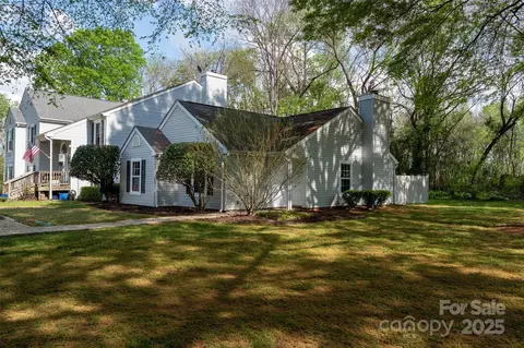 1532 Hunt Club Ct, Rock Hill, SC 29732