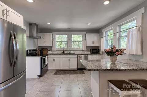 702 Hazel Ave, Kannapolis, NC 28083 photo 5