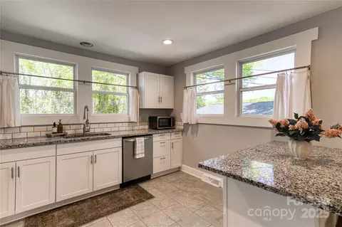 702 Hazel Ave, Kannapolis, NC 28083 photo 6