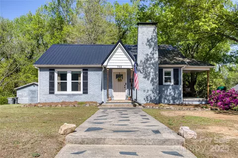 702 Hazel Ave, Kannapolis, NC 28083